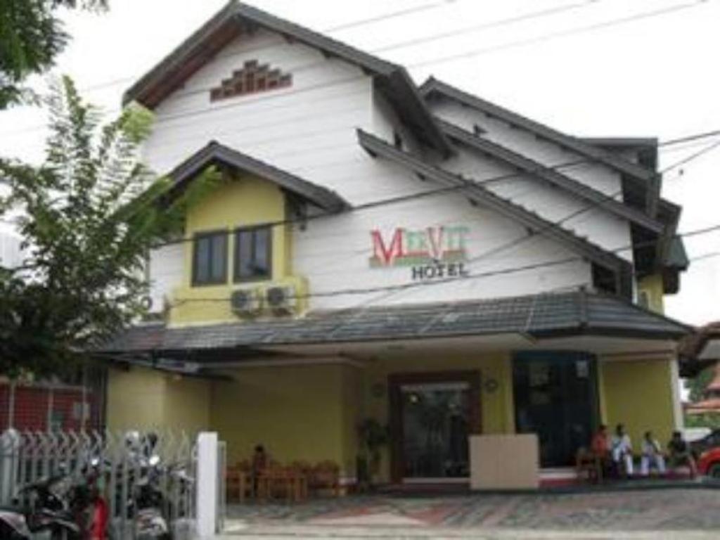 Mervit Hotel Padang  Exterior foto